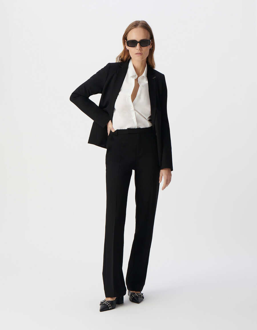 schwarze milano-strickhose für damen mit ausgestelltem bein