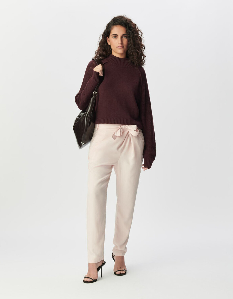 damen-anzughose in rosa mit asymmetrischem bund