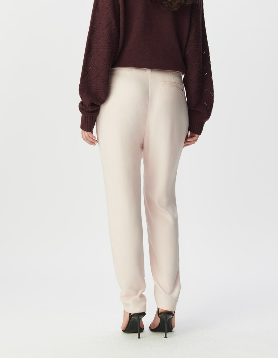 damen-anzughose in rosa mit asymmetrischem bund