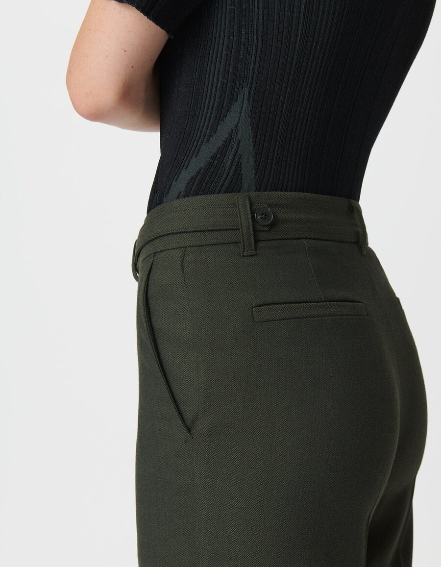 damen-anzughose in khaki mit mikro-fischgrätmuster