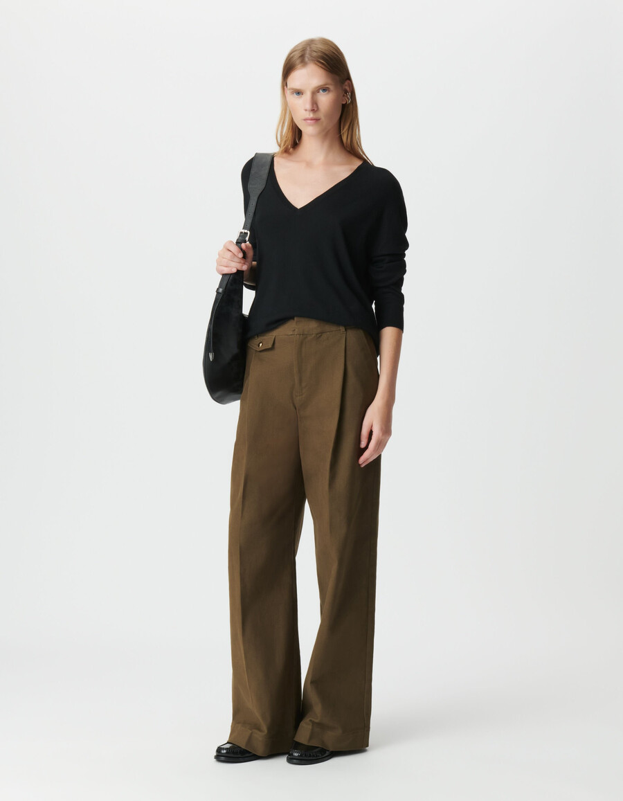 khakifarbene gabardine-hose für damen mit weitem bein
