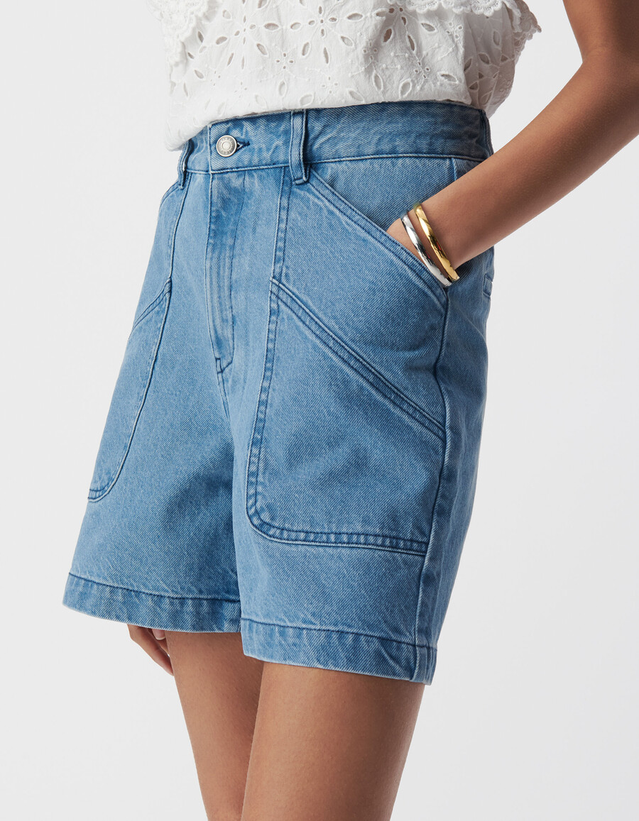 blaue wasserfeste damen-denim-shorts mit xl-taschen