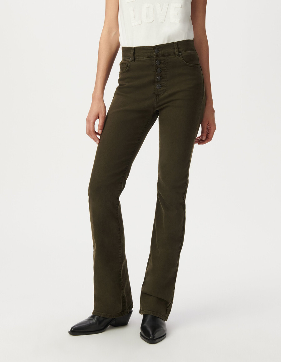 khakifarbene damen-schlagjeans mit sichtbaren knöpfen
