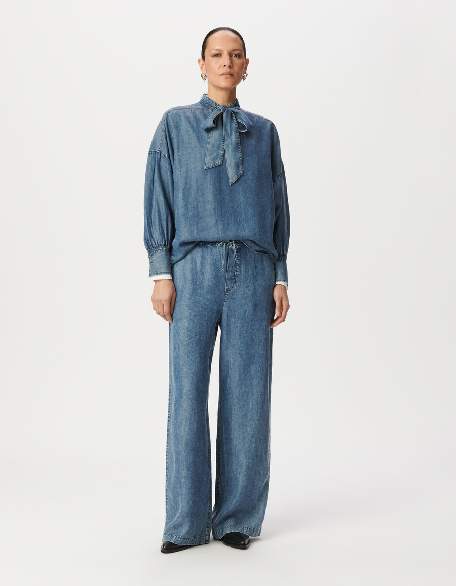 damen-jogginghose „dana in blau mit elastischem bund und weitem bein