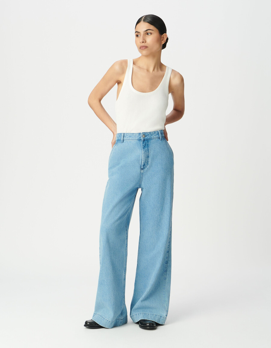 blaue damen-jeans mit hohem bund und weitem bein