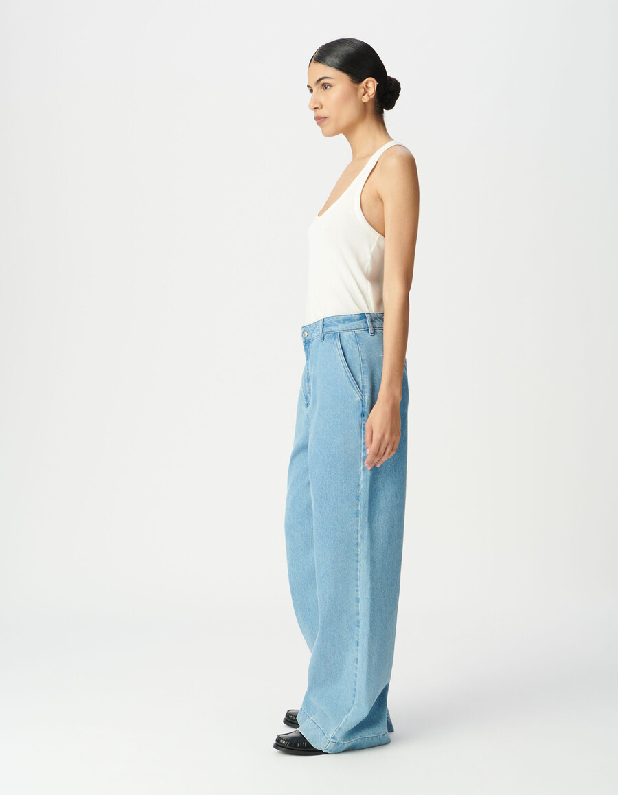 blaue damen-jeans mit hohem bund und weitem bein
