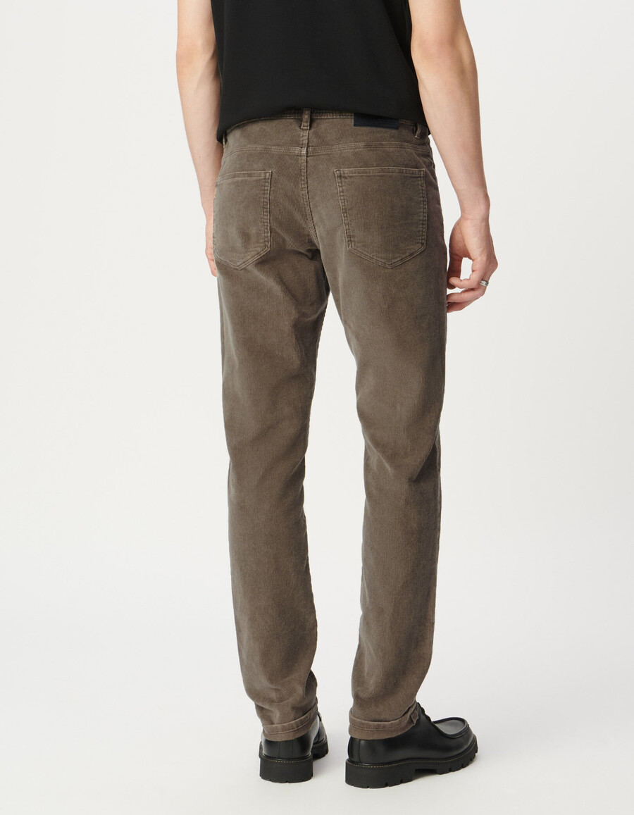 beige herren-cordhose schmal geschnitten